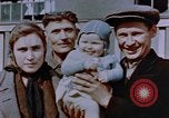 Standbild russischen Vertriebenen Deutschland, 1945, aus Sekunde 52 historischem Filmmaterial Videoclip 65675056174