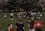 Standbild deutsche Kinder Deutschland, 1945, aus Sekunde 12 historischem Filmmaterial Videoclip 65675056176