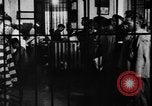 Standbild liegend Strafgefangene Manila Philippinen, 1930, aus Sekunde 14 historischem Filmmaterial Videoclip 65675056178