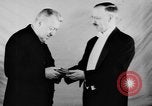Standbild Hugo Eckener Washington DC USA, 1930, aus Sekunde 17 historischem Filmmaterial Videoclip 65675056180