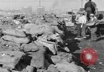 Standbild kanadischen rum Cargo zerstört im Verbot San Francisco California USA, 1930, aus Sekunde 14 historischem Filmmaterial Videoclip 65675056183