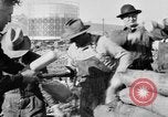 Standbild kanadischen rum Cargo zerstört im Verbot San Francisco California USA, 1930, aus Sekunde 42 historischem Filmmaterial Videoclip 65675056183