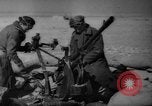 Image des prisonniers italiens Sidi Barrani Égypte, 1941, de la seconde 25 séquences d'archives historiques vidéo 65675056187