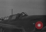 Standbild Britische illustre Klasse Flugzeugträger Mittelmeer, 1941, aus Sekunde 35 historischem Filmmaterial Videoclip 65675056189