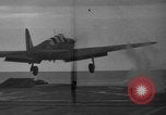 Standbild Britische illustre Klasse Flugzeugträger Mittelmeer, 1941, aus Sekunde 38 historischem Filmmaterial Videoclip 65675056189