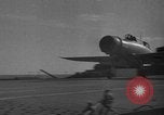 Standbild Britische illustre Klasse Flugzeugträger Mittelmeer, 1941, aus Sekunde 59 historischem Filmmaterial Videoclip 65675056189