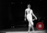 Standbild Miss Chinatown Beauty Contest San Francisco California USA, 1960, aus Sekunde 29 historischem Filmmaterial Videoclip 65675056198