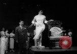 Standbild Miss Chinatown Beauty Contest San Francisco California USA, 1960, aus Sekunde 43 historischem Filmmaterial Videoclip 65675056198