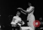 Standbild Miss Chinatown Beauty Contest San Francisco California USA, 1960, aus Sekunde 57 historischem Filmmaterial Videoclip 65675056198