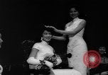 Standbild Miss Chinatown Beauty Contest San Francisco California USA, 1960, aus Sekunde 59 historischem Filmmaterial Videoclip 65675056198