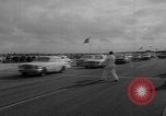 Standbild Compact Car Rennen Daytona Beach Florida USA, 1960, aus Sekunde 5 historischem Filmmaterial Videoclip 65675056202