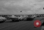 Standbild Compact Car Rennen Daytona Beach Florida USA, 1960, aus Sekunde 7 historischem Filmmaterial Videoclip 65675056202