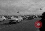 Standbild Compact Car Rennen Daytona Beach Florida USA, 1960, aus Sekunde 8 historischem Filmmaterial Videoclip 65675056202