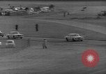 Standbild Compact Car Rennen Daytona Beach Florida USA, 1960, aus Sekunde 28 historischem Filmmaterial Videoclip 65675056202