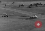 Standbild Compact Car Rennen Daytona Beach Florida USA, 1960, aus Sekunde 29 historischem Filmmaterial Videoclip 65675056202