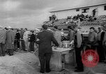 Standbild Compact Car Rennen Daytona Beach Florida USA, 1960, aus Sekunde 37 historischem Filmmaterial Videoclip 65675056202