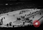 Standbild Millrose Games New York City USA, 1960, aus Sekunde 6 historischem Filmmaterial Videoclip 65675056203