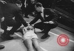 Standbild Millrose Games New York City USA, 1960, aus Sekunde 20 historischem Filmmaterial Videoclip 65675056203