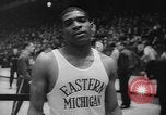 Standbild Millrose Games New York City USA, 1960, aus Sekunde 23 historischem Filmmaterial Videoclip 65675056203