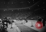 Standbild Millrose Games New York City USA, 1960, aus Sekunde 25 historischem Filmmaterial Videoclip 65675056203