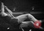 Standbild Millrose Games New York City USA, 1960, aus Sekunde 30 historischem Filmmaterial Videoclip 65675056203
