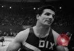 Standbild Millrose Games New York City USA, 1960, aus Sekunde 40 historischem Filmmaterial Videoclip 65675056203