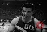 Standbild Millrose Games New York City USA, 1960, aus Sekunde 41 historischem Filmmaterial Videoclip 65675056203