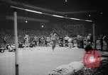 Standbild Millrose Games New York City USA, 1960, aus Sekunde 49 historischem Filmmaterial Videoclip 65675056203
