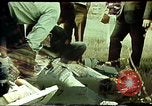 Standbild Emergency Medical Training Grand Rapids Michigan USA, 1977, aus Sekunde 52 historischem Filmmaterial Videoclip 65675056204