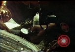 Standbild Emergency Medical Training Grand Rapids Michigan USA, 1977, aus Sekunde 56 historischem Filmmaterial Videoclip 65675056204