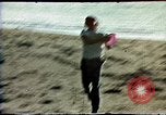 Immagine di Frisbee California United States USA, 1977, secondo 36 filmato di repertorio 65675056208