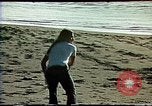 Immagine di Frisbee California United States USA, 1977, secondo 38 filmato di repertorio 65675056208