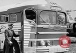 Image air service de bus Detroit Michigan USA, 1946, de la seconde 43 séquences d'archives historiques vidéo 65675056211