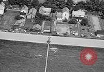 Image mât de drapeau cérémonie de mariage Coshocton Ohio USA, 1946, de la seconde 8 séquences d'archives historiques vidéo 65675056213