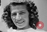 Image mât de drapeau cérémonie de mariage Coshocton Ohio USA, 1946, de la seconde 16 séquences d'archives historiques vidéo 65675056213