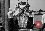Image mât de drapeau cérémonie de mariage Coshocton Ohio USA, 1946, de la seconde 18 séquences d'archives historiques vidéo 65675056213