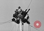 Image mât de drapeau cérémonie de mariage Coshocton Ohio USA, 1946, de la seconde 40 séquences d'archives historiques vidéo 65675056213