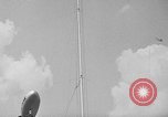Image mât de drapeau cérémonie de mariage Coshocton Ohio USA, 1946, de la seconde 51 séquences d'archives historiques vidéo 65675056213