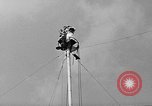 Image mât de drapeau cérémonie de mariage Coshocton Ohio USA, 1946, de la seconde 62 séquences d'archives historiques vidéo 65675056213