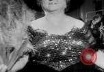 Standbild Karneval Feier Europa, 1952, aus Sekunde 30 historischem Filmmaterial Videoclip 65675056217