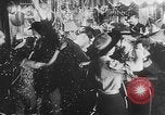 Standbild Karneval Feier Europa, 1952, aus Sekunde 33 historischem Filmmaterial Videoclip 65675056217