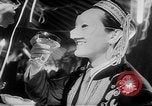 Standbild Karneval Feier Europa, 1952, aus Sekunde 38 historischem Filmmaterial Videoclip 65675056217