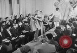 Standbild Sportswear fashion show Vereinigtes Königreich, 1952, aus Sekunde 12 historischem Filmmaterial Videoclip 65675056218