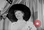 Standbild Sportswear fashion show Vereinigtes Königreich, 1952, aus Sekunde 19 historischem Filmmaterial Videoclip 65675056218