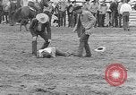 Standbild Rodeo Wettbewerb Palm Springs California USA, 1952, aus Sekunde 31 historischem Filmmaterial Videoclip 65675056219