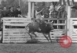 Standbild Rodeo Wettbewerb Palm Springs California USA, 1952, aus Sekunde 39 historischem Filmmaterial Videoclip 65675056219