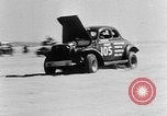 Standbild Stock Car Rennen Daytona Beach Florida USA, 1952, aus Sekunde 27 historischem Filmmaterial Videoclip 65675056220