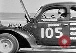 Standbild Stock Car Rennen Daytona Beach Florida USA, 1952, aus Sekunde 29 historischem Filmmaterial Videoclip 65675056220