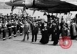 Image l'archevêque Makarios III Athènes Grèce, 1957, de la seconde 19 séquences d'archives historiques vidéo 65675056221