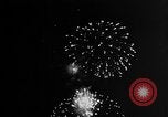 Image fireworks pageant New York City USA, 1957, de la seconde 30 séquences d'archives historiques vidéo 65675056222